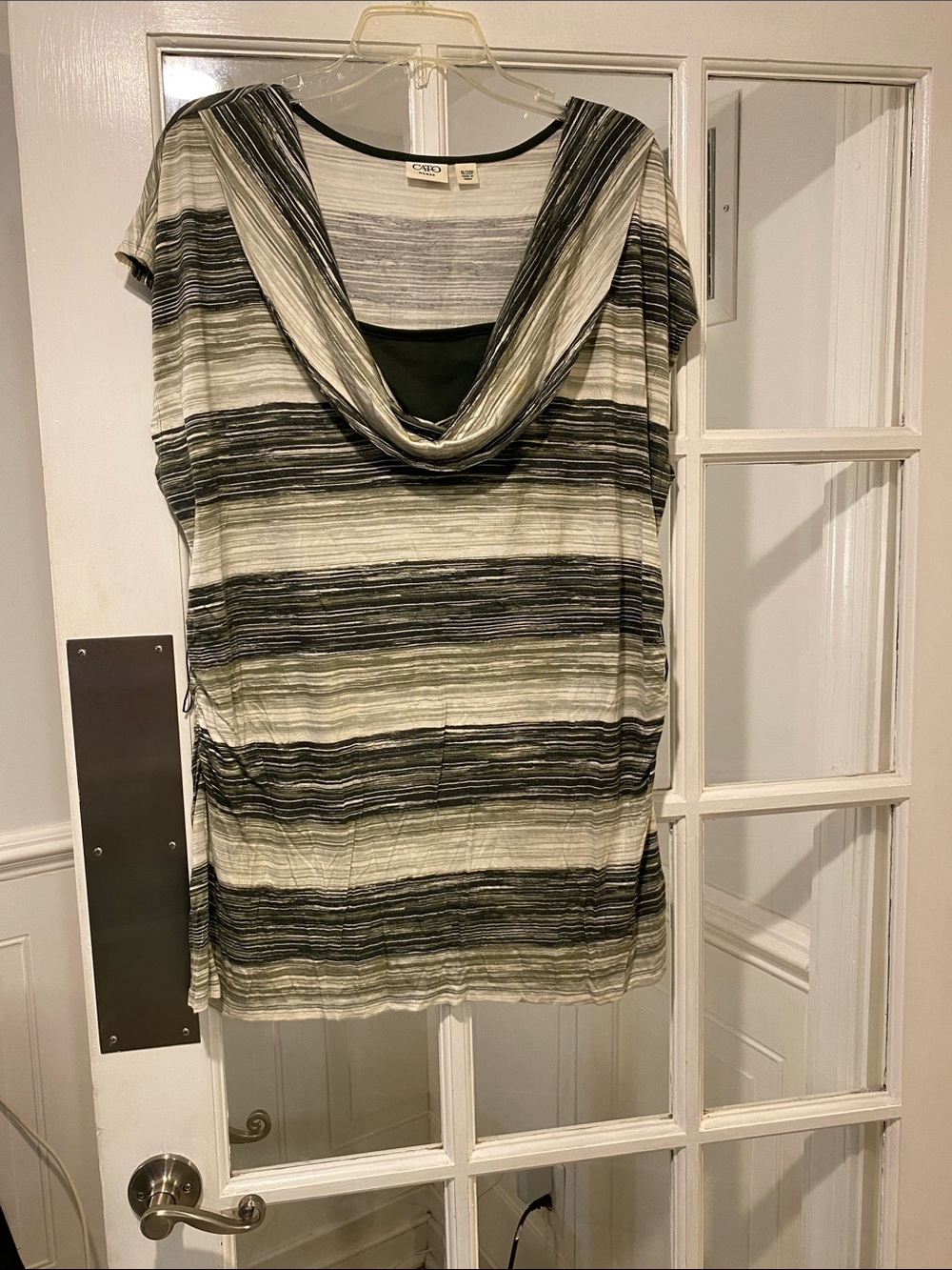 Cato size 18/20W top good condition
